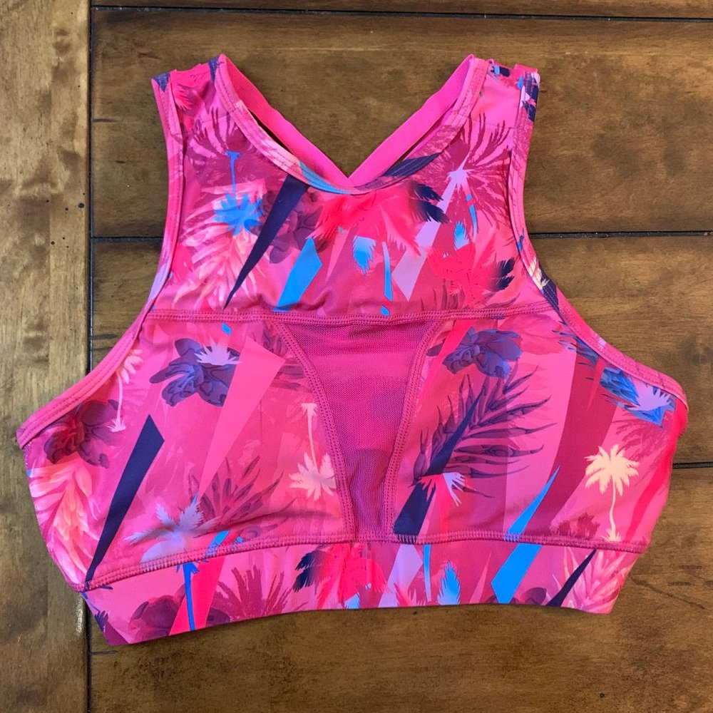 Chestee The Tiffany Sports Bra / Size 6